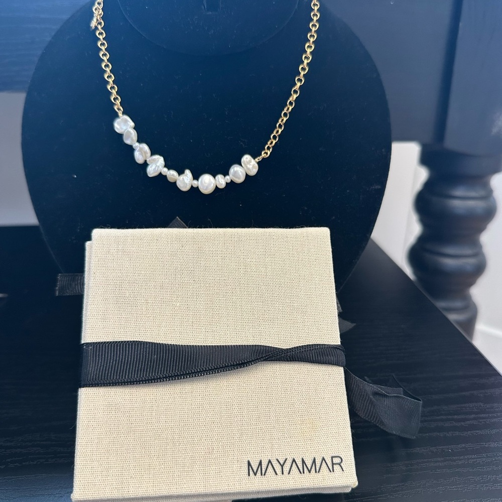 Mayamar Gold and White Pearl Necklace